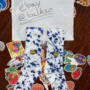 Drew house - blue splatter socks